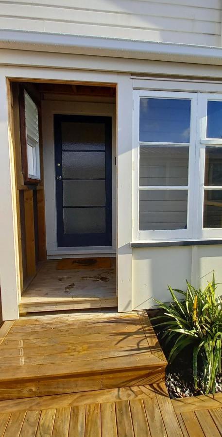 Character 2-Bedroom Unit Masterton Exterior photo