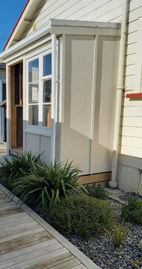 Character 2-Bedroom Unit Masterton Exterior photo